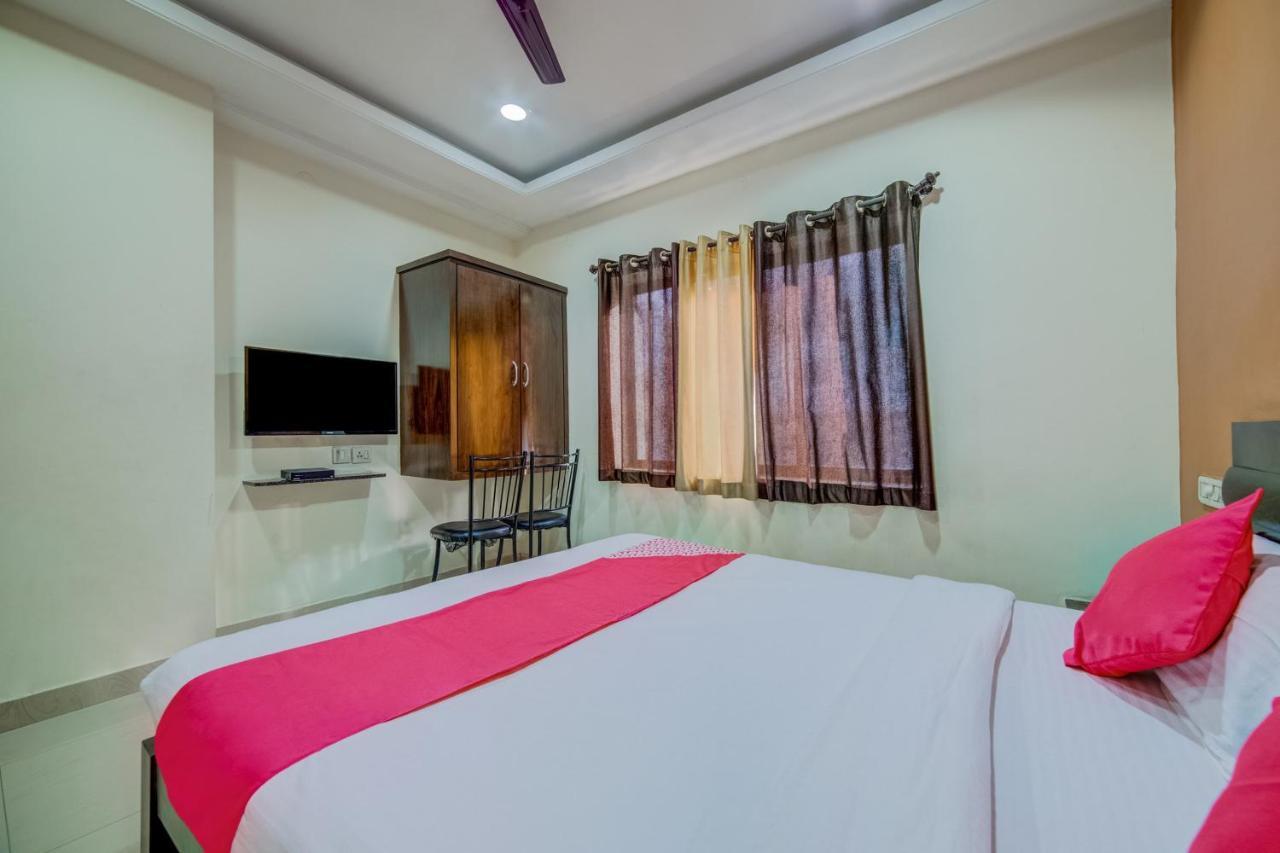 Hotel Celestee Grand Hyderabad Exterior foto