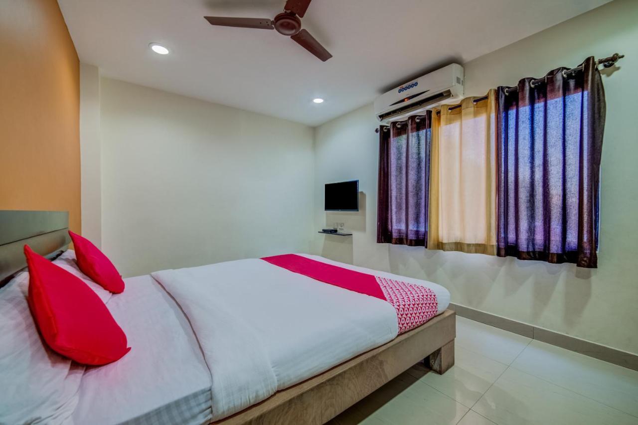 Hotel Celestee Grand Hyderabad Exterior foto