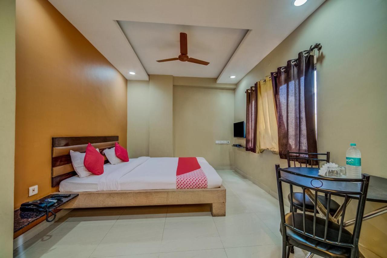 Hotel Celestee Grand Hyderabad Exterior foto